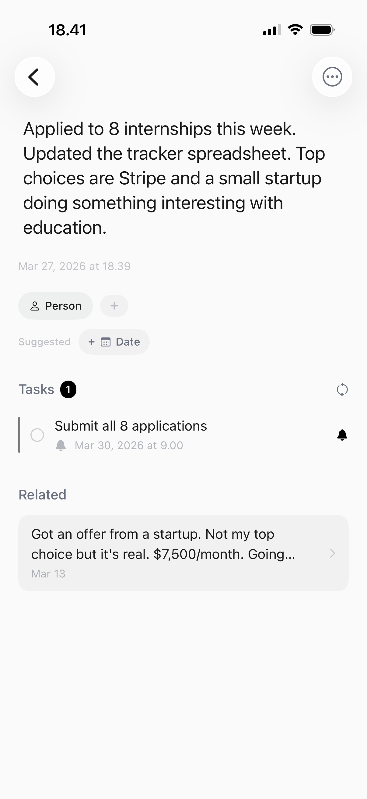 Note detail view with automatically extracted tasks, deadlines, and related notes